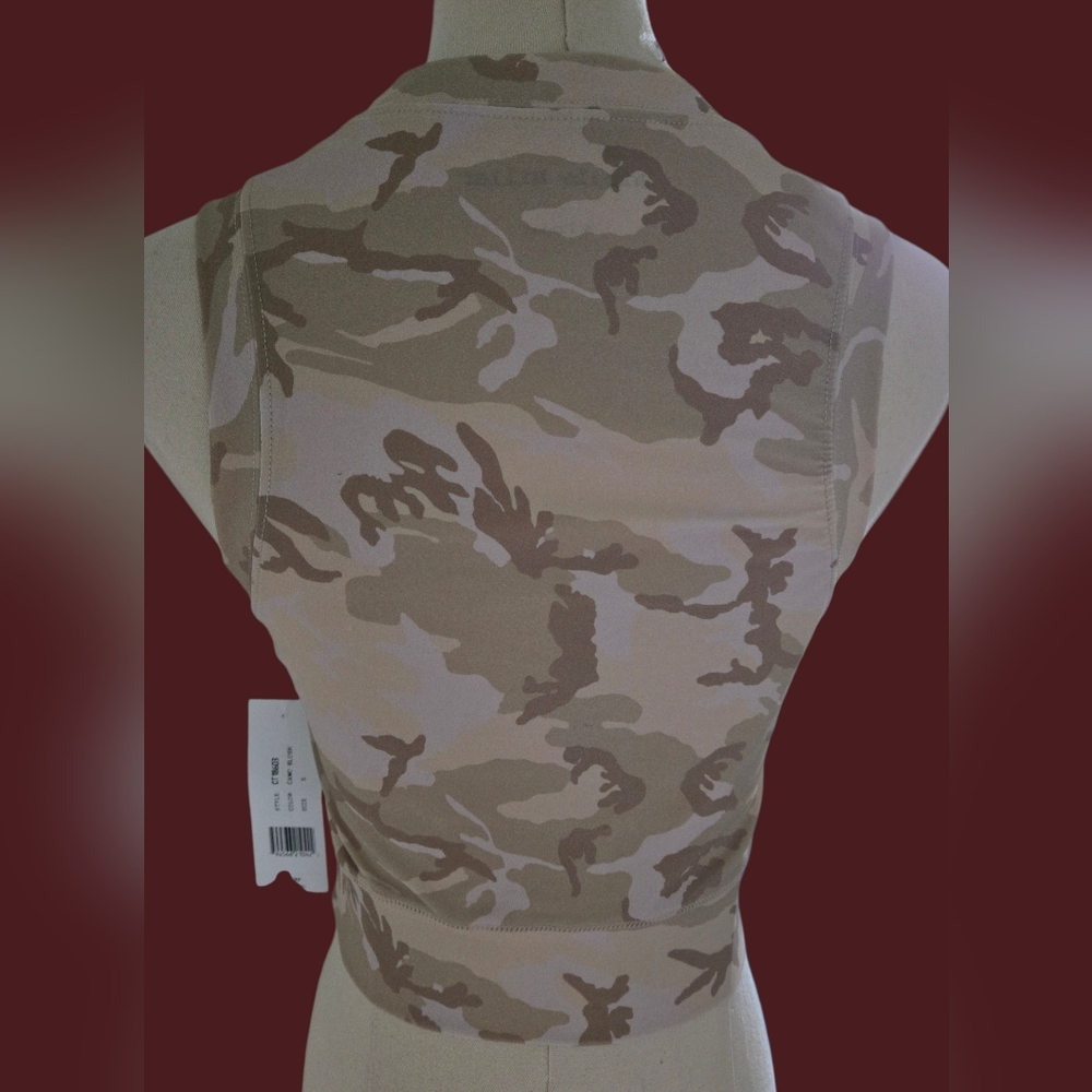 NWT Nicole Miller Activewear Bundle/4 Printed Athletic Crop Tops - Picture 9 of 11